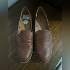 Women’s Dress Shoe Size 9